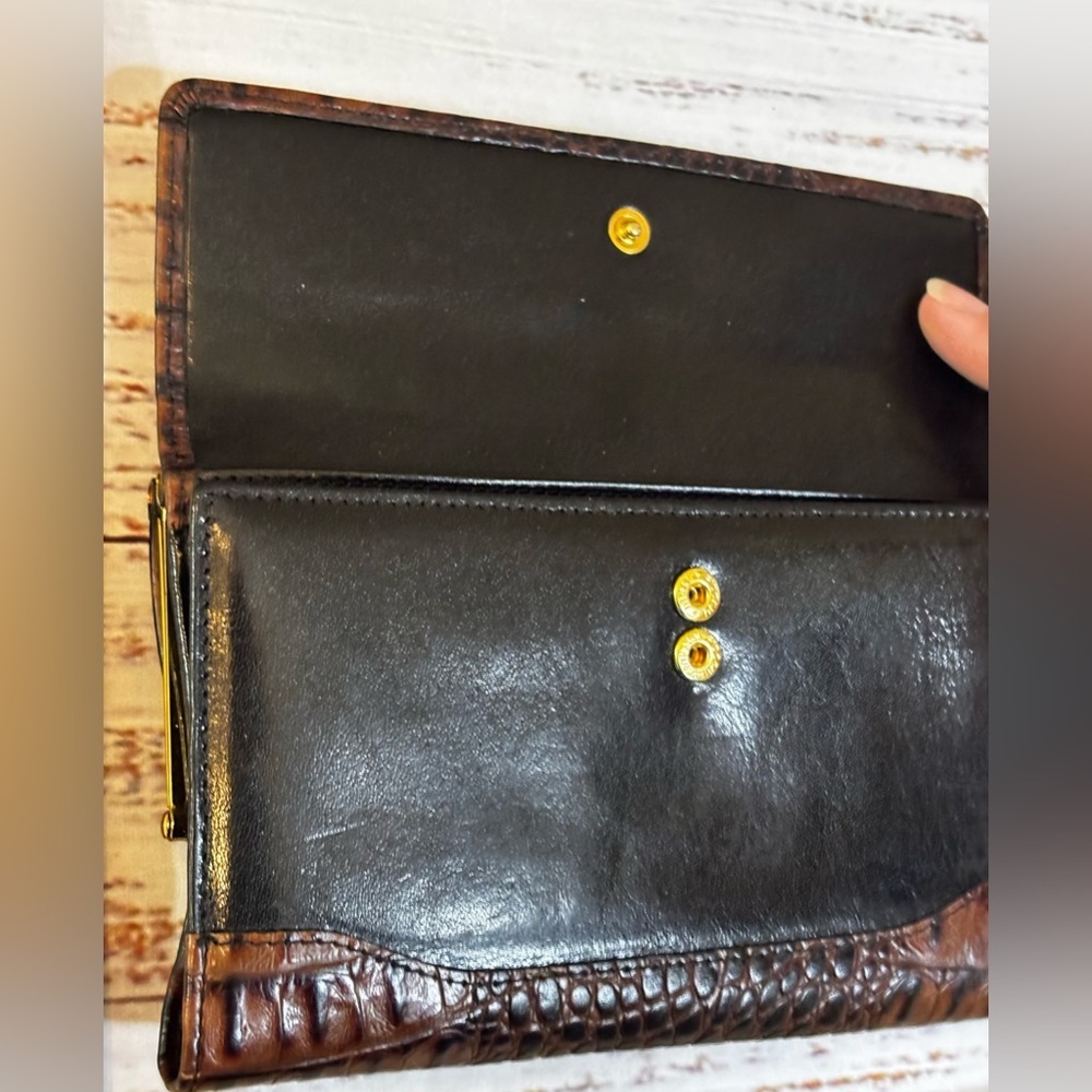 Brahmin Tuscan Collection Croc Embossed Wallet - Picture 7 of 11
